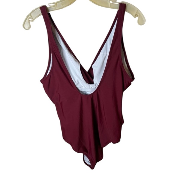 Maroon Cupshe Solid One-Piece Swimsuit Medium - Picture 7 of 7